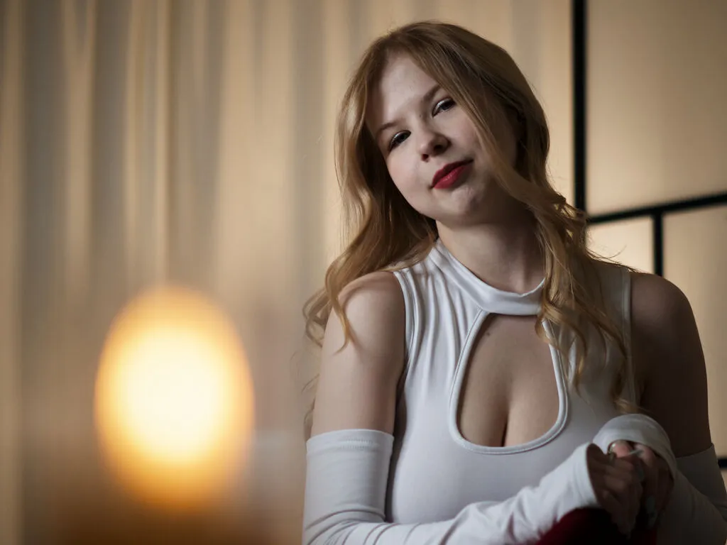 MayGell performer thumbnail