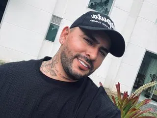 david_gacria149 – webcam model profile photo