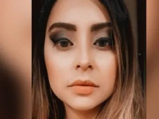 Elensweet111 – webcam model profile photo