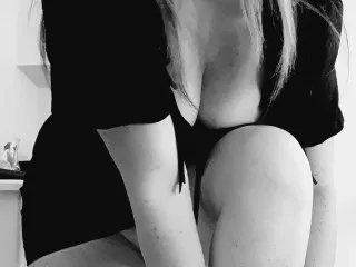 Honeybum88 – webcam model profile photo