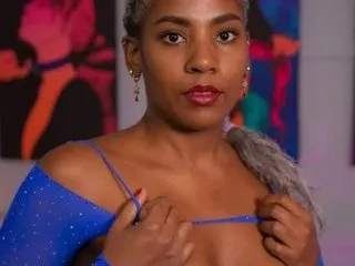 LorennHill – webcam model profile photo