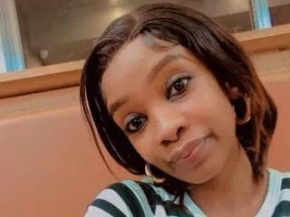 SexyYummyMia performer thumbnail